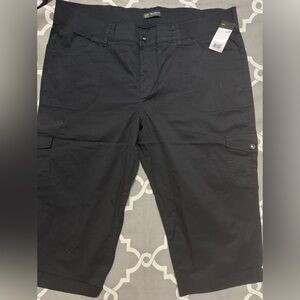Women's Black Cargo Shorts - Relaxed Fit, Mid Rise